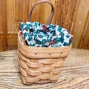 Longaberger 1996 Chives Holly Basket with Lining and plastic